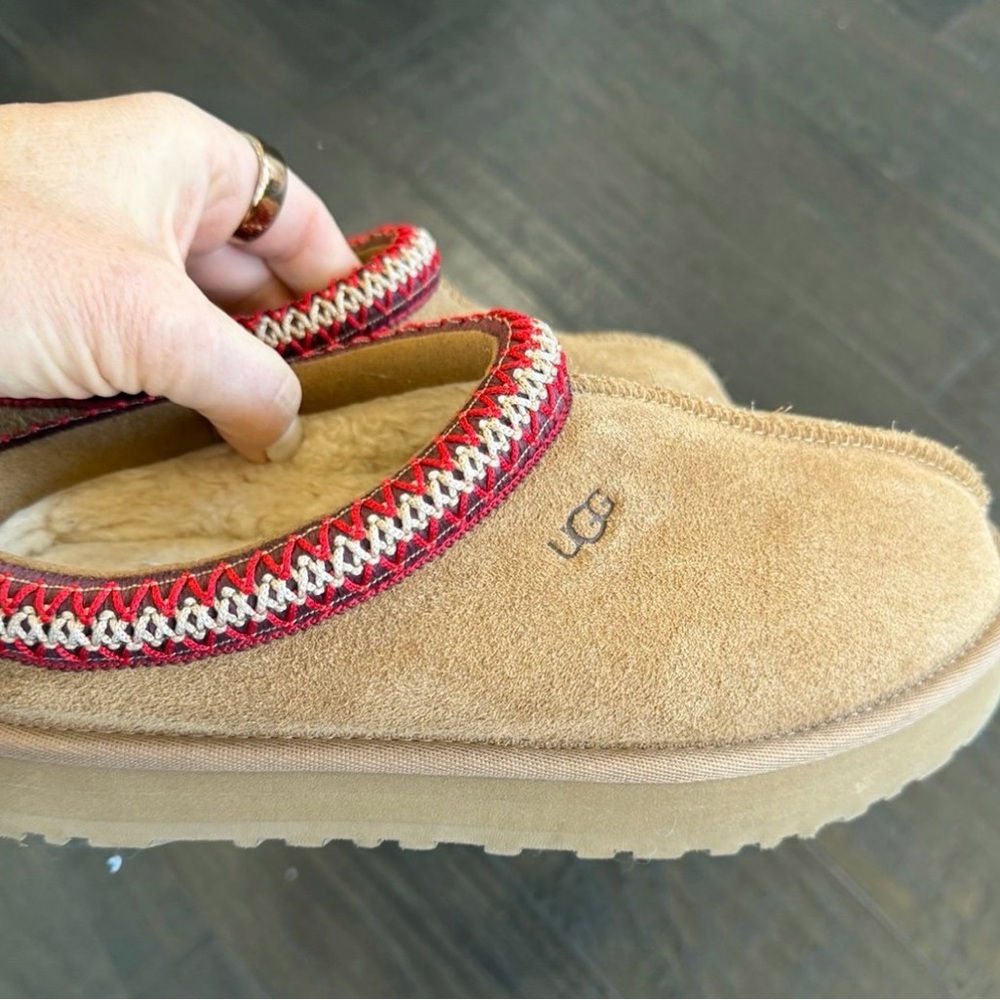 UGG Tan Slippers with Red Accents